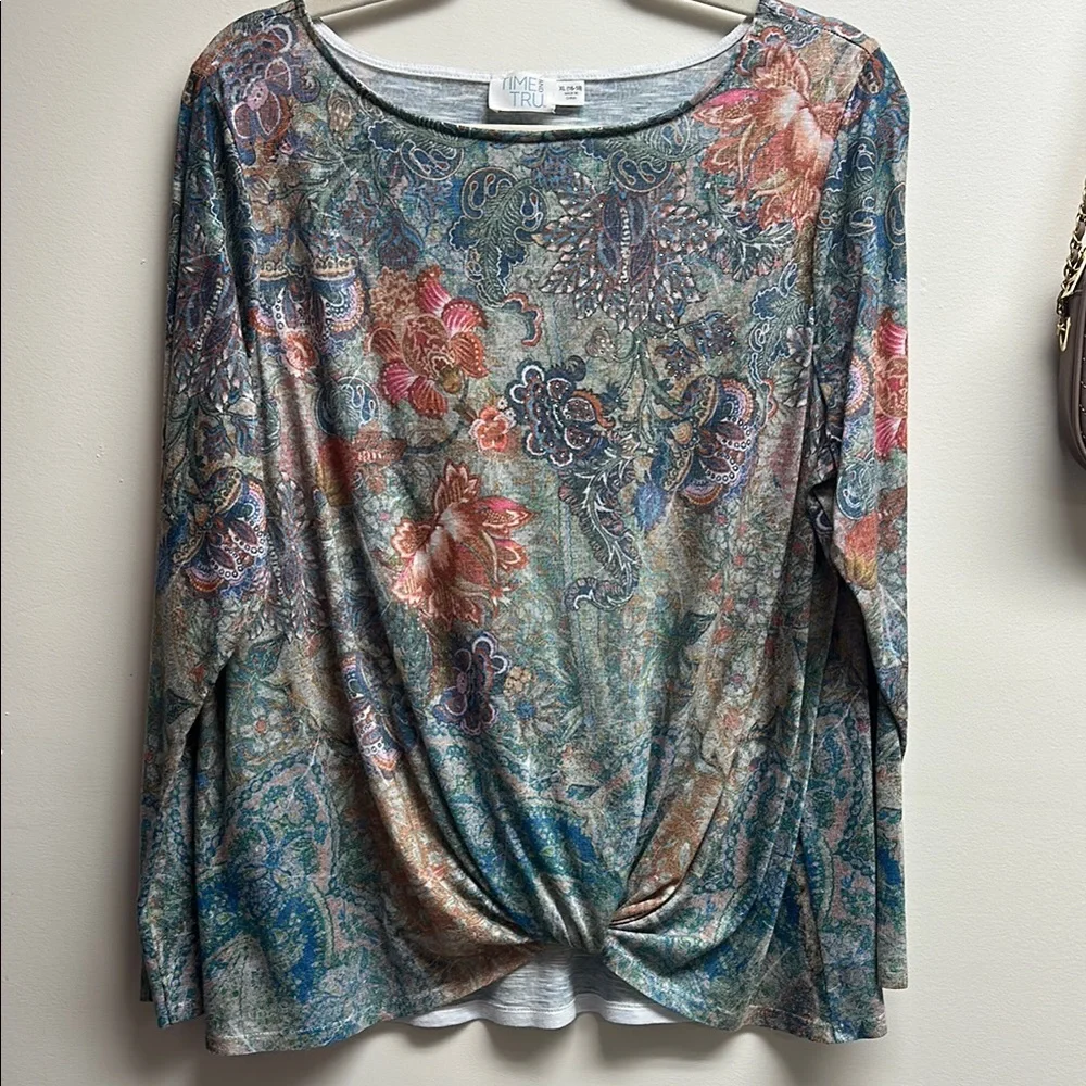 Women's Floral Long Sleeve Top